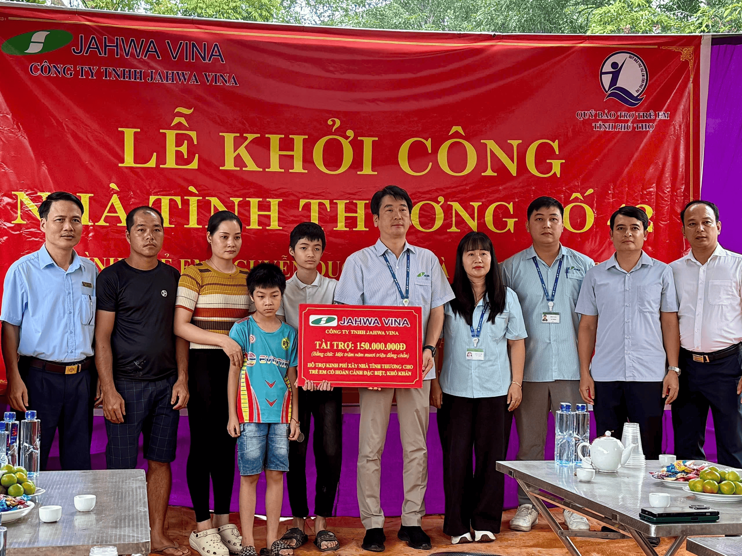 Quỹ Bảo trợ trẻ em tỉnh Phú Thọ khởi công xây dựng nhà tình thương số 42 cho gia đình trẻ em có hoàn cảnh đặc...