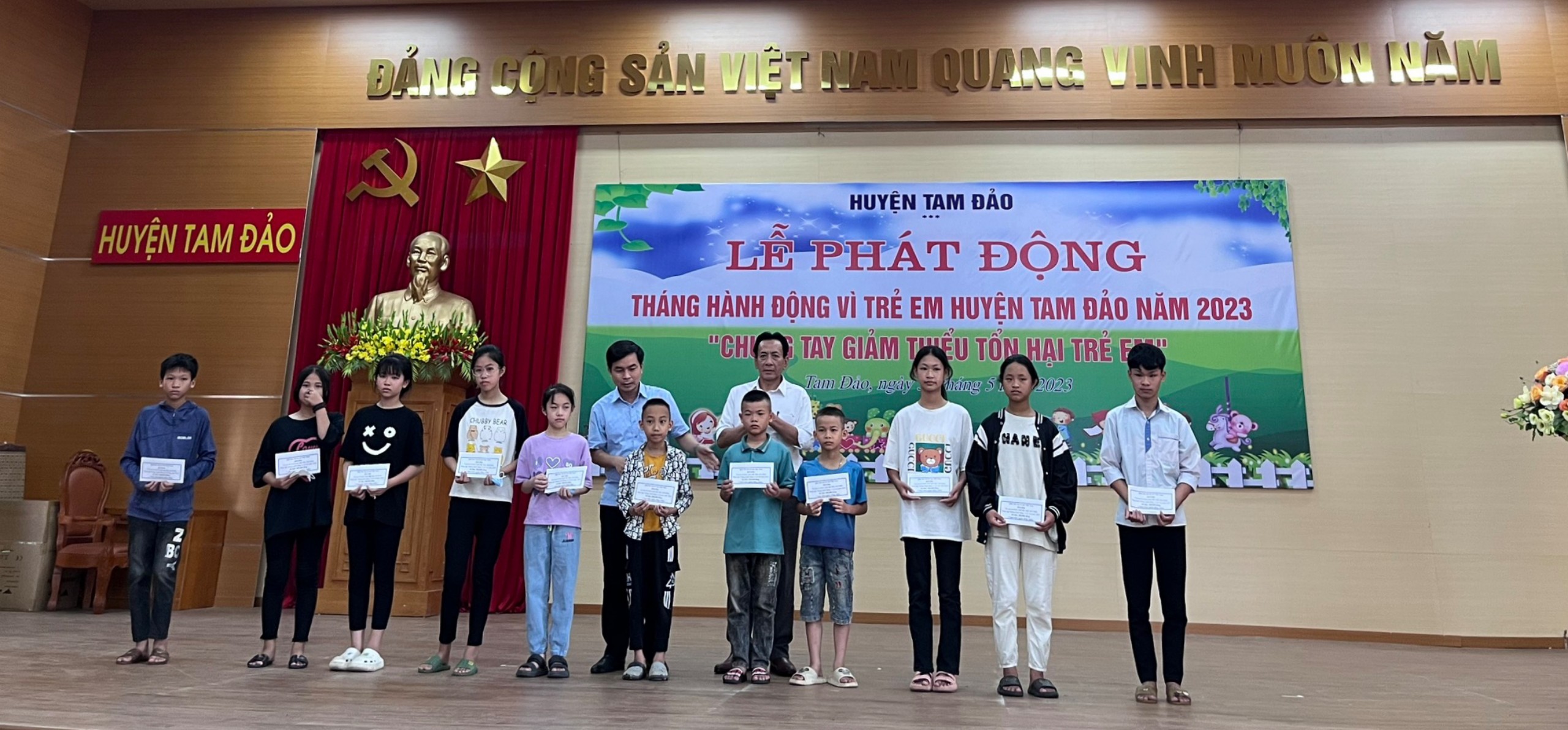 Lễ phát động Tháng hành động vì trẻ em tại huyện Tam Đảo