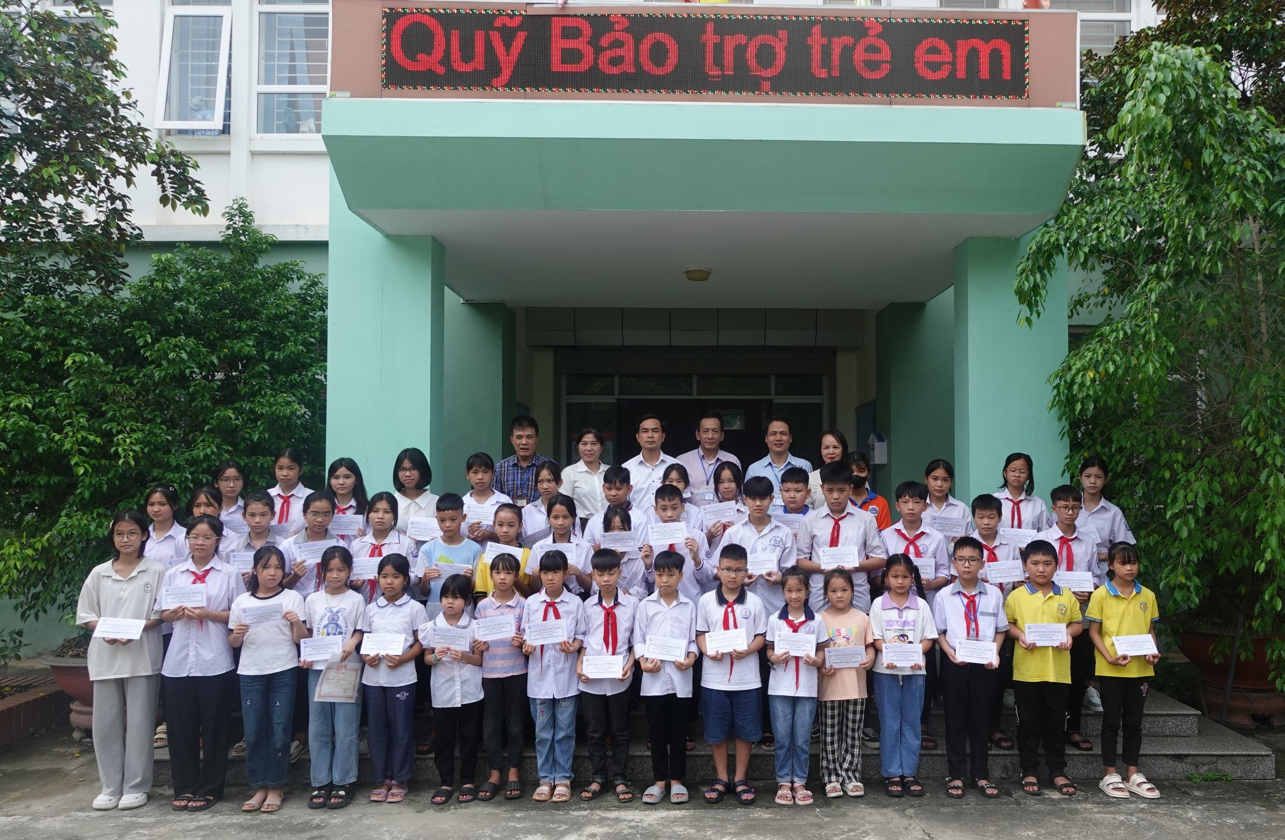 Quỹ Bảo trợ trẻ em tỉnh Vĩnh Phúc tổ chức chương trình Trao học bổng thường niên năm 2023.