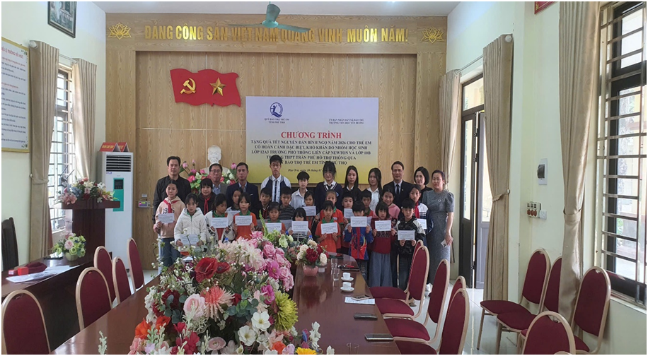 TRAO QUÀ TẾT NGUYÊN ĐÁN BÍNH NGỌ NĂM 2026 CHO 20 TRẺ EM CÓ HOÀN CẢNH KHÓ KHĂN