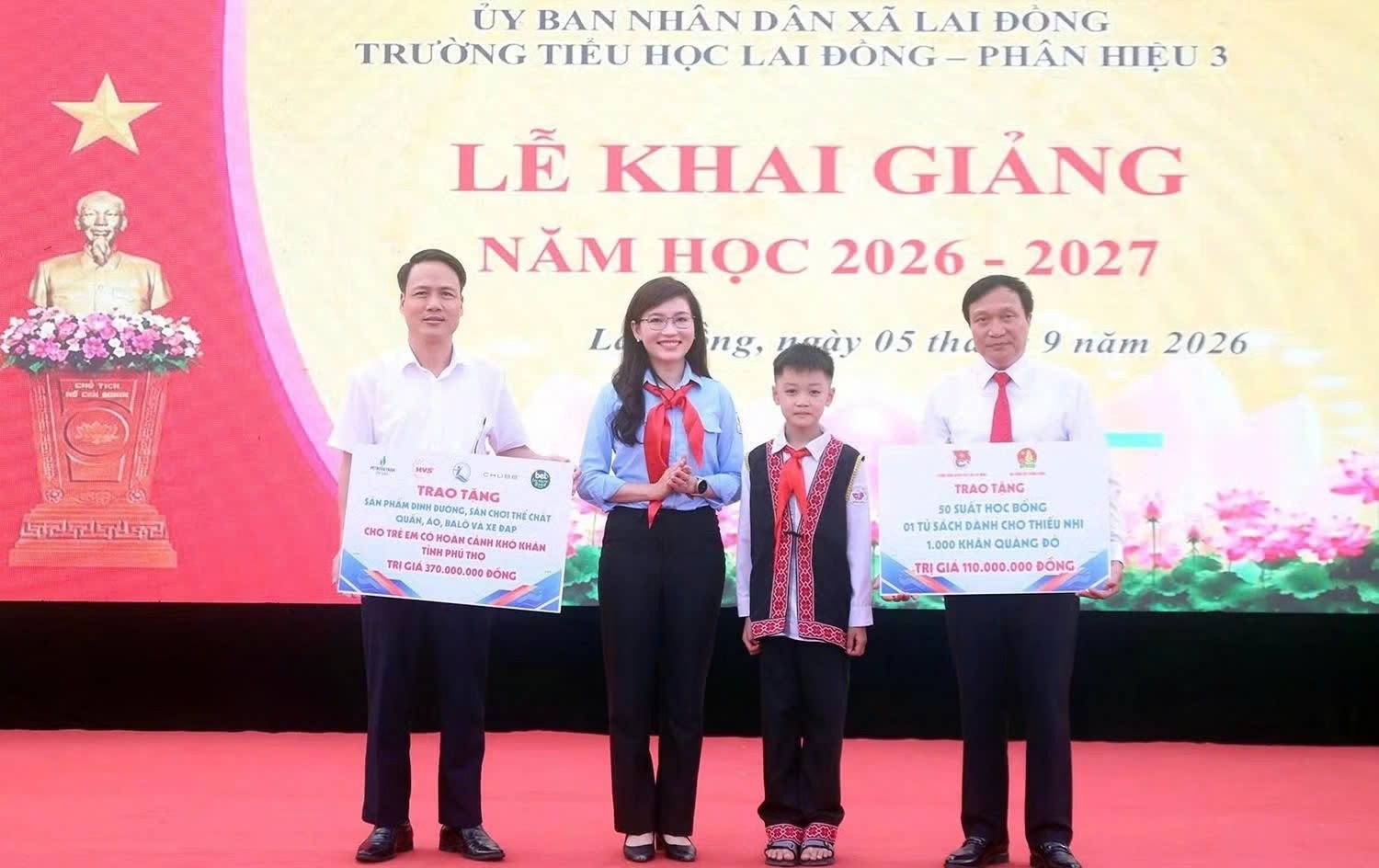  Trao tặng 370 triệu đồng cho trường tiểu học lai đồng nhân dịp khai giảng năm học mới 2026-2027