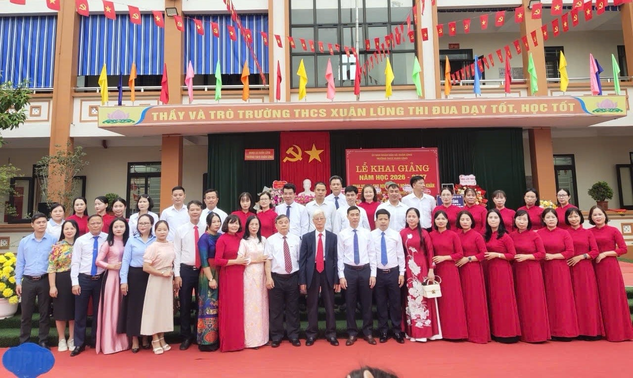 Quỹ Bảo trợ trẻ em tỉnh Phú Thọ trao tặng 400 suất quà, tiếp sức trẻ em có hoàn cảnh đặc biệt, khó khăn đến trường